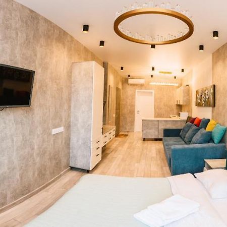 Royal Tower Luxurious Smart Residence Киев Экстерьер фото